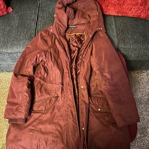 Brook Shields Women's Burgundy Hooded Puffer Coat